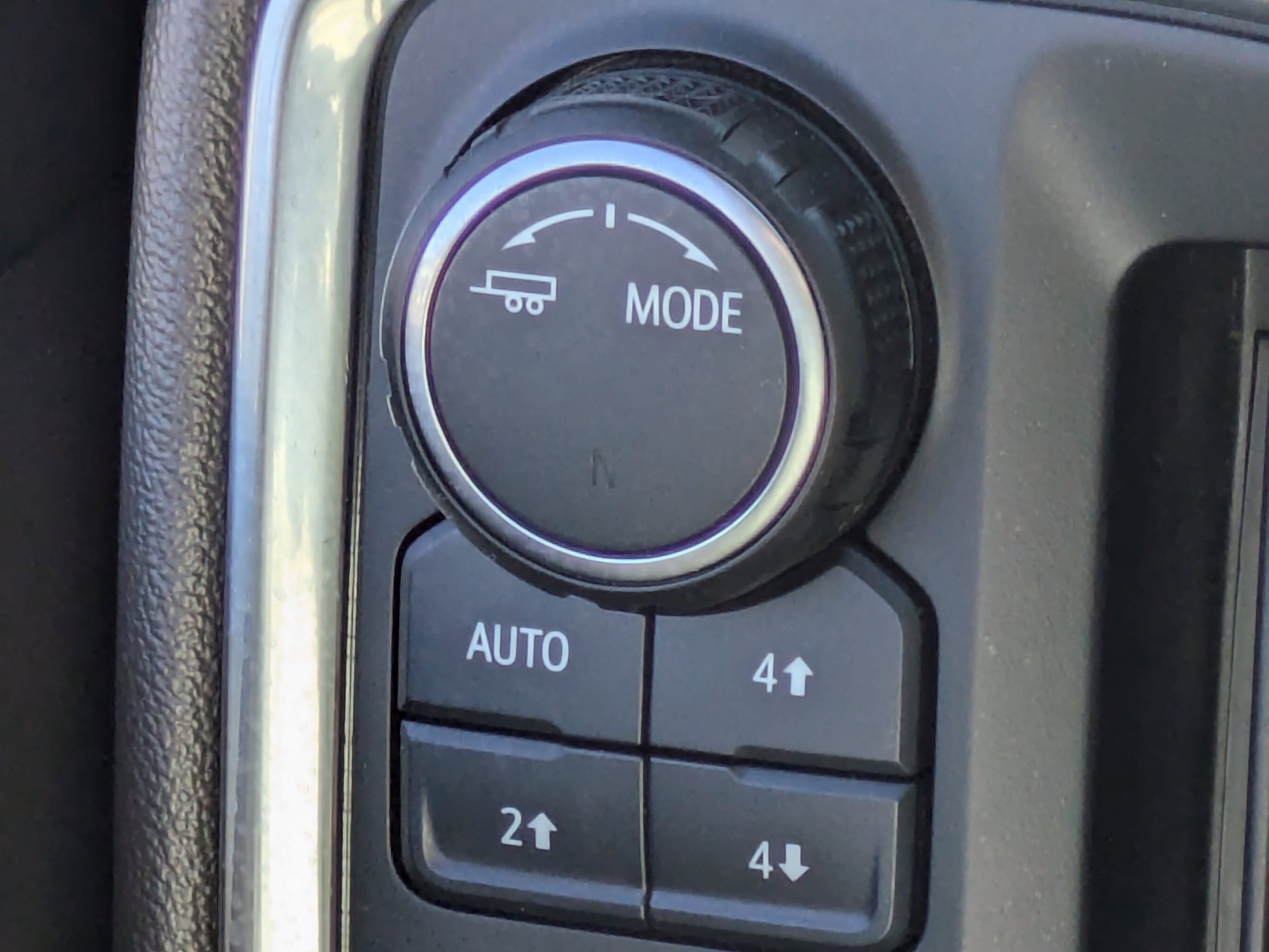 2020 Chevrolet Silverado 1500 LTZ photo 12