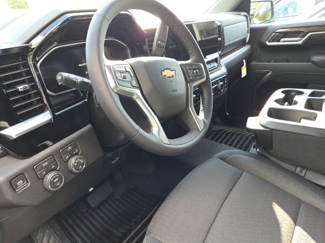 2026 Chevrolet Silverado 1500 LT photo 6