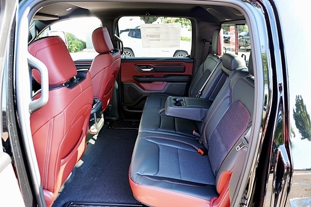 New 2026 Diamond Black Crystal Pearl-Coat Exterior Paint RAM Rebel image 21