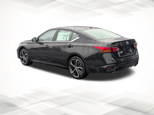 2025 Nissan Altima 2.5 SR photo 4