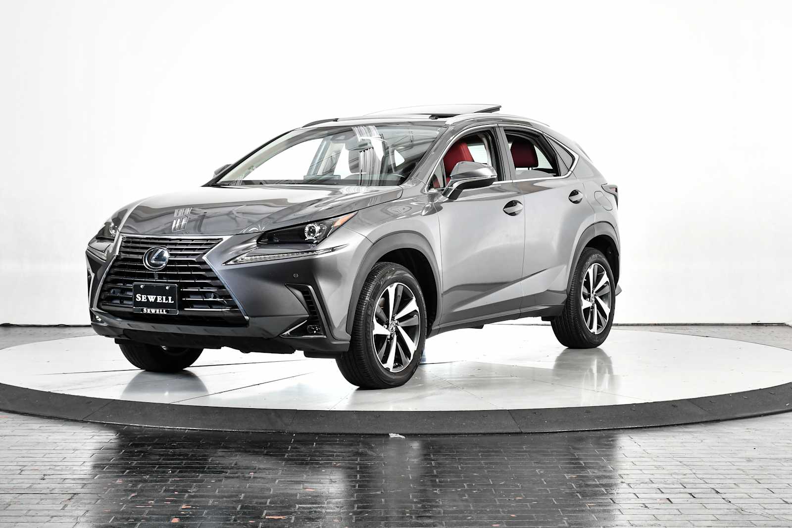 2021 Lexus NX 300's photo