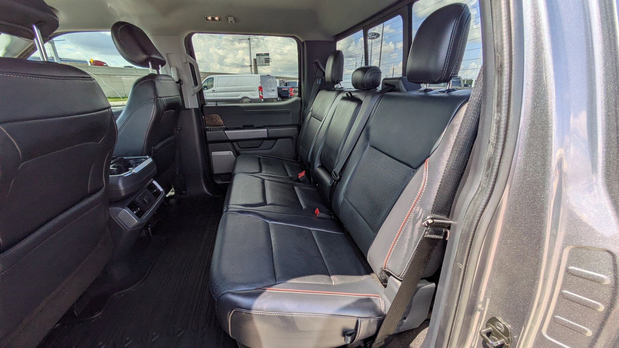 2021 Ford F-150 Lariat photo 26