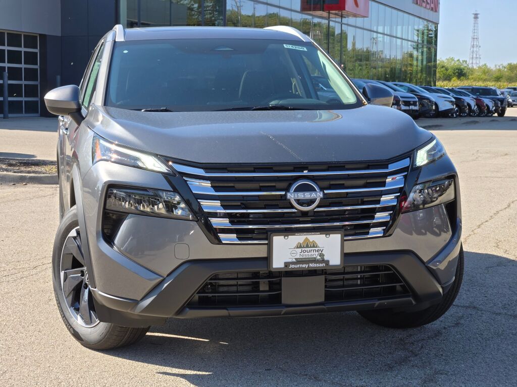 2026 Nissan Rogue SV photo 3