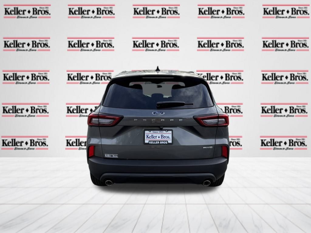 2025 Ford Escape ST-Line photo 3