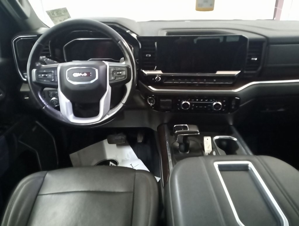 2022 Gmc Sierra 1500 SLT photo 3
