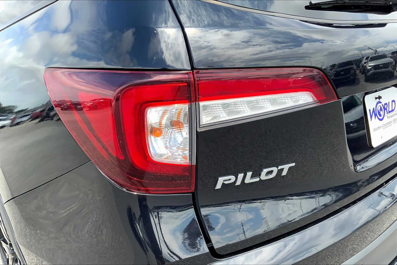 2022 Honda Pilot Black Edition photo 28