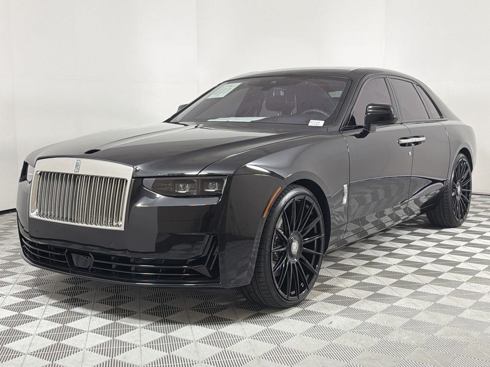 2025 Rolls-Royce Ghost Base's photo
