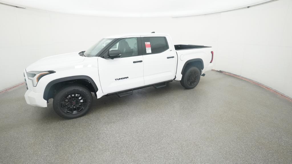 2026 Toyota Tundra SR5 CrewMax photo 4