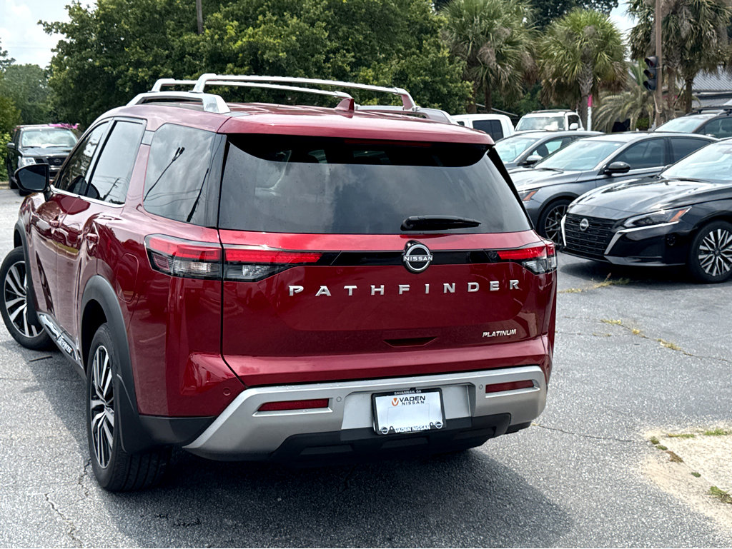 2024 Nissan Pathfinder Platinum photo 21