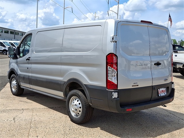 2024 Ford Transit photo 4