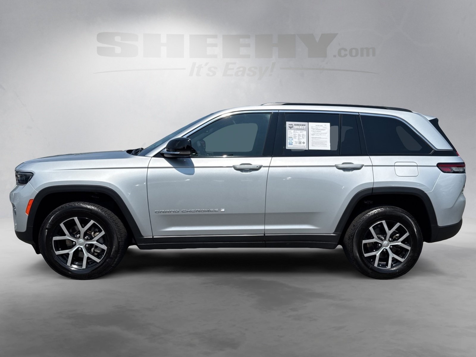 2024 Jeep Grand Cherokee Limited photo 6