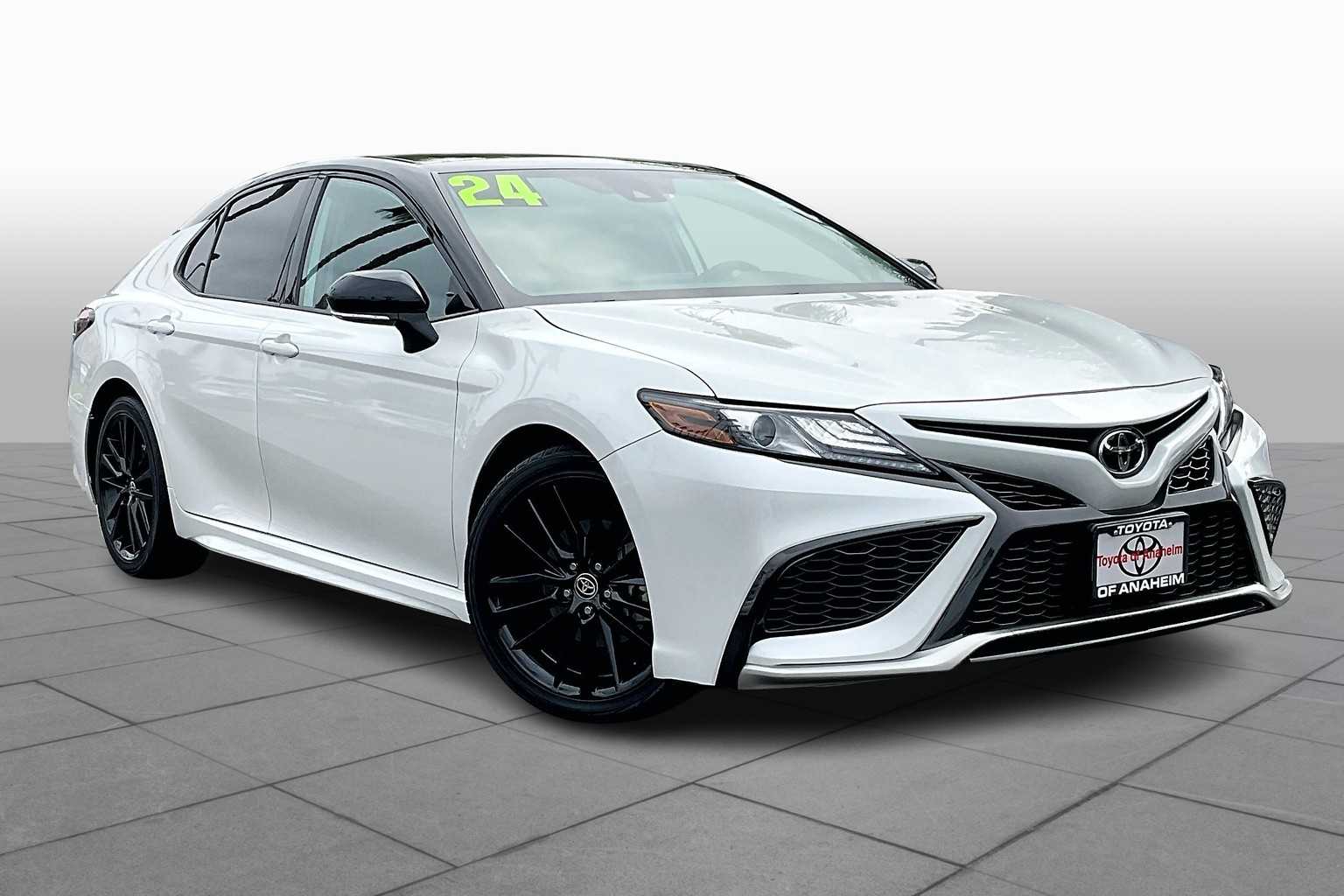 2024 Toyota Camry XSE V6 photo 2
