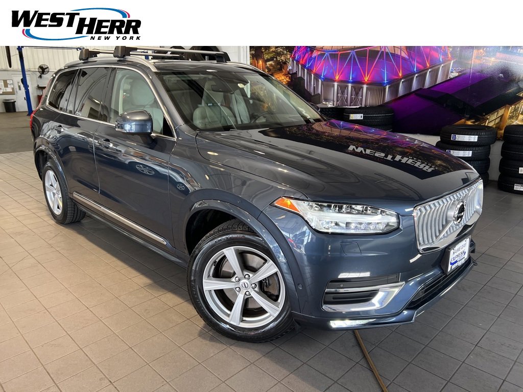 2021 Volvo XC90 Inscription's photo