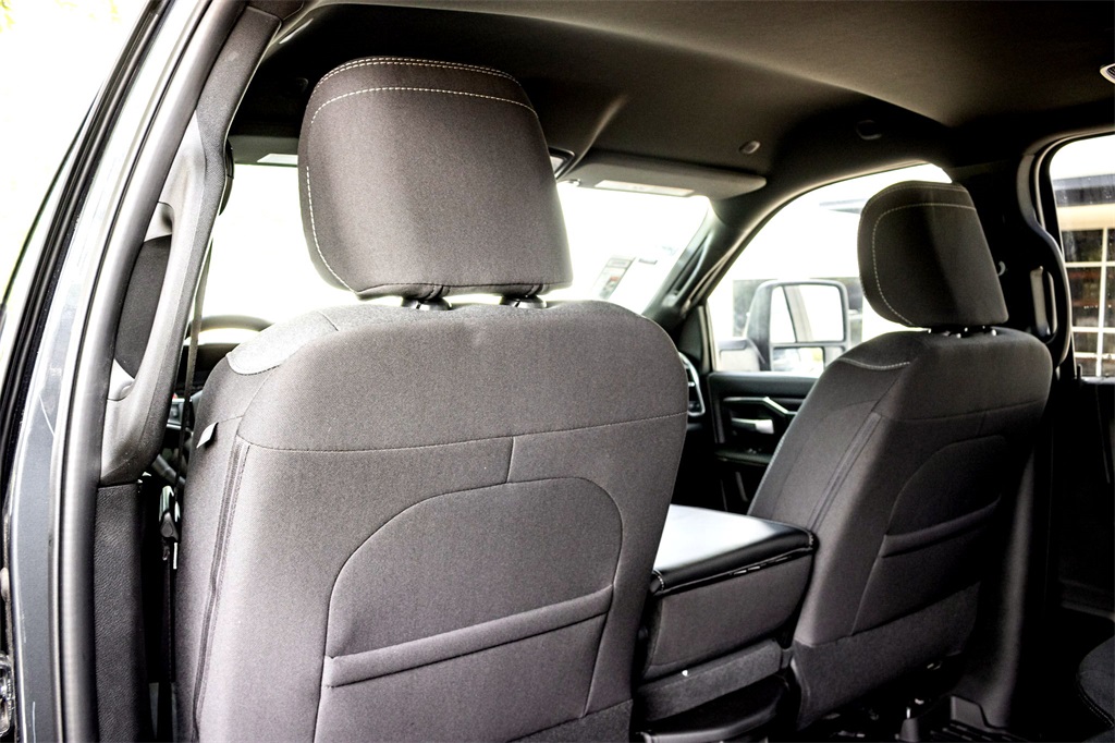 2025 Ram 2500 Big Horn photo 19