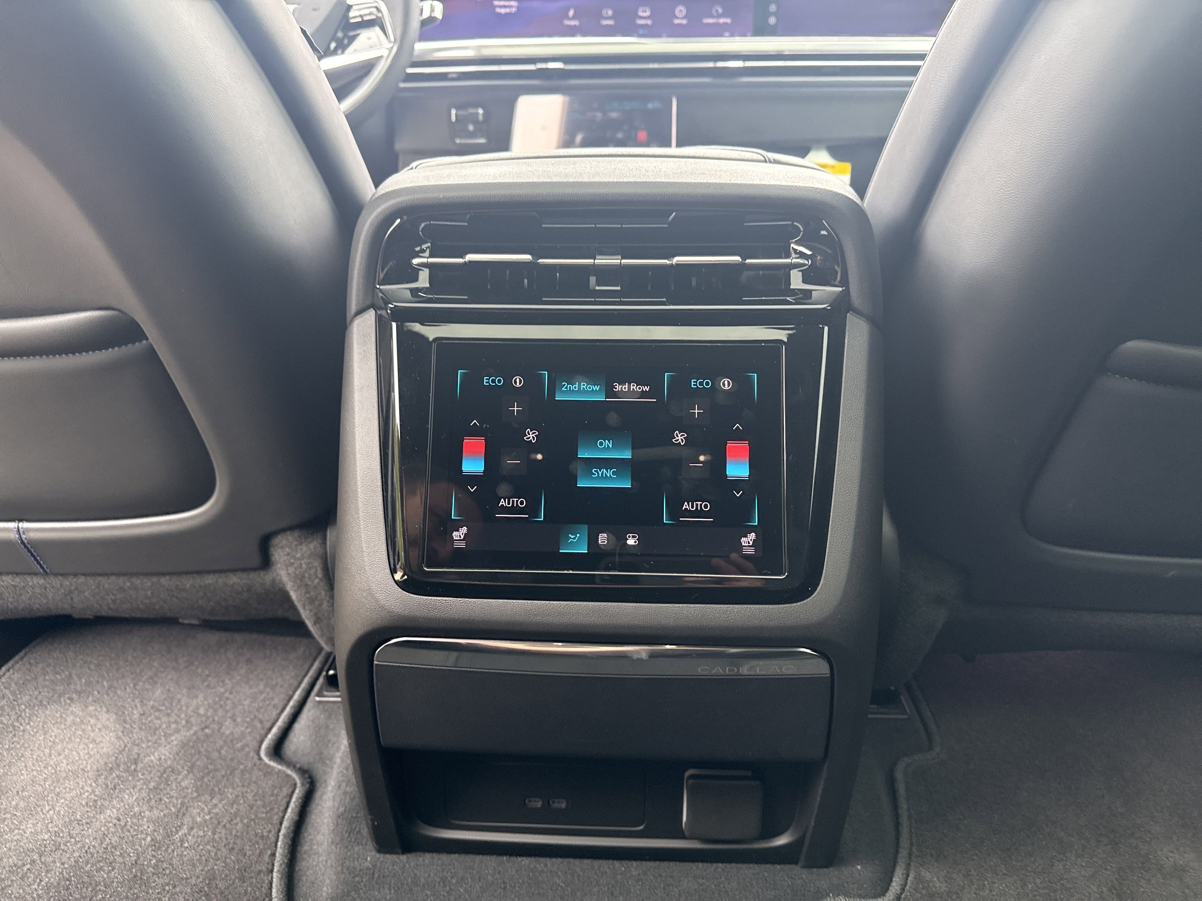 2026 Cadillac Escalade Luxury photo 11