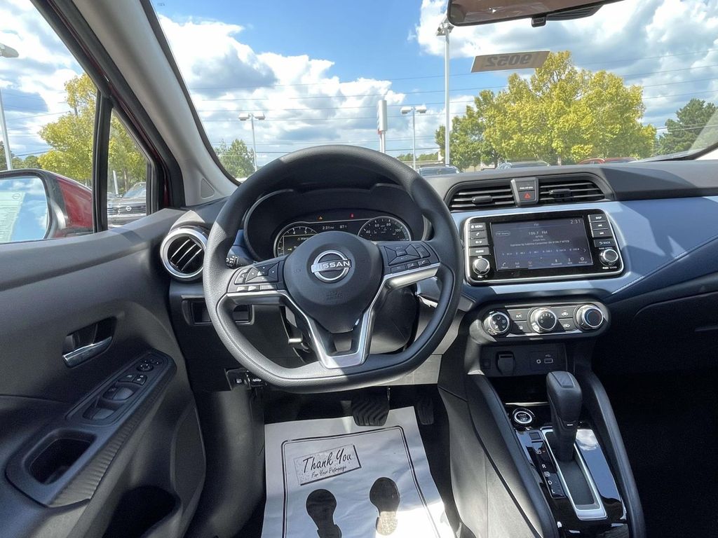 2025 Nissan Versa SV photo 15