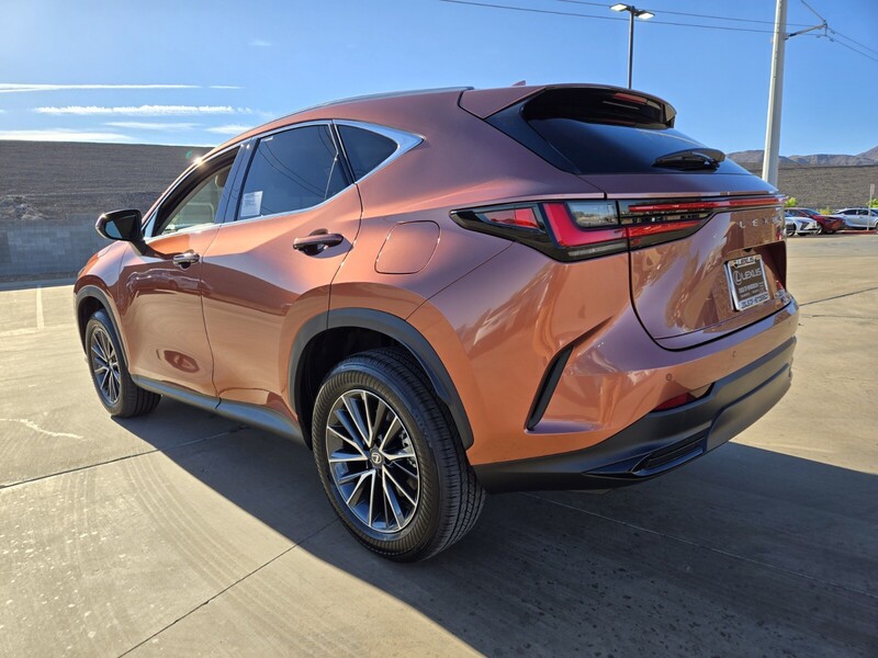2026 Lexus NX 350 photo 4
