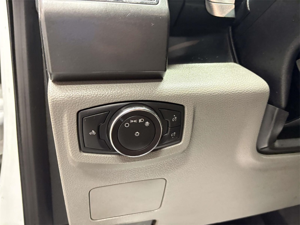 2019 Ford F-250 XLT photo 13