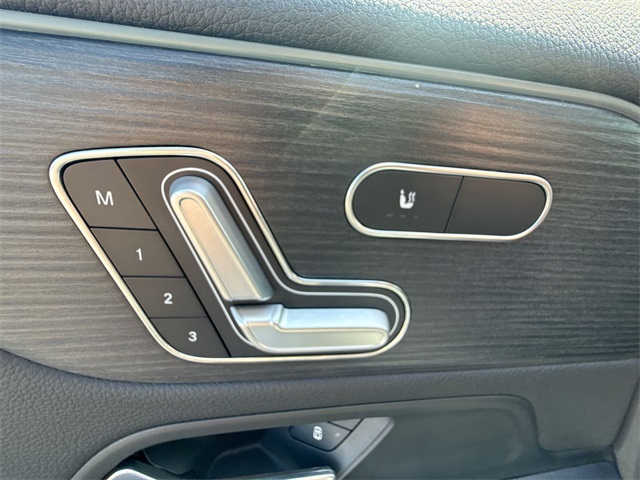 2023 Mercedes Benz GLA 250 photo 17