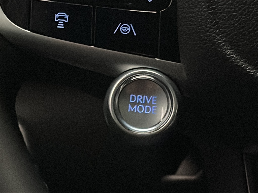 2026 Genesis GV60 AWD photo 16