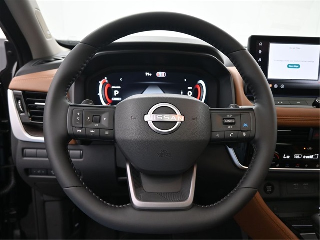 2026 Nissan Rogue Platinum photo 2