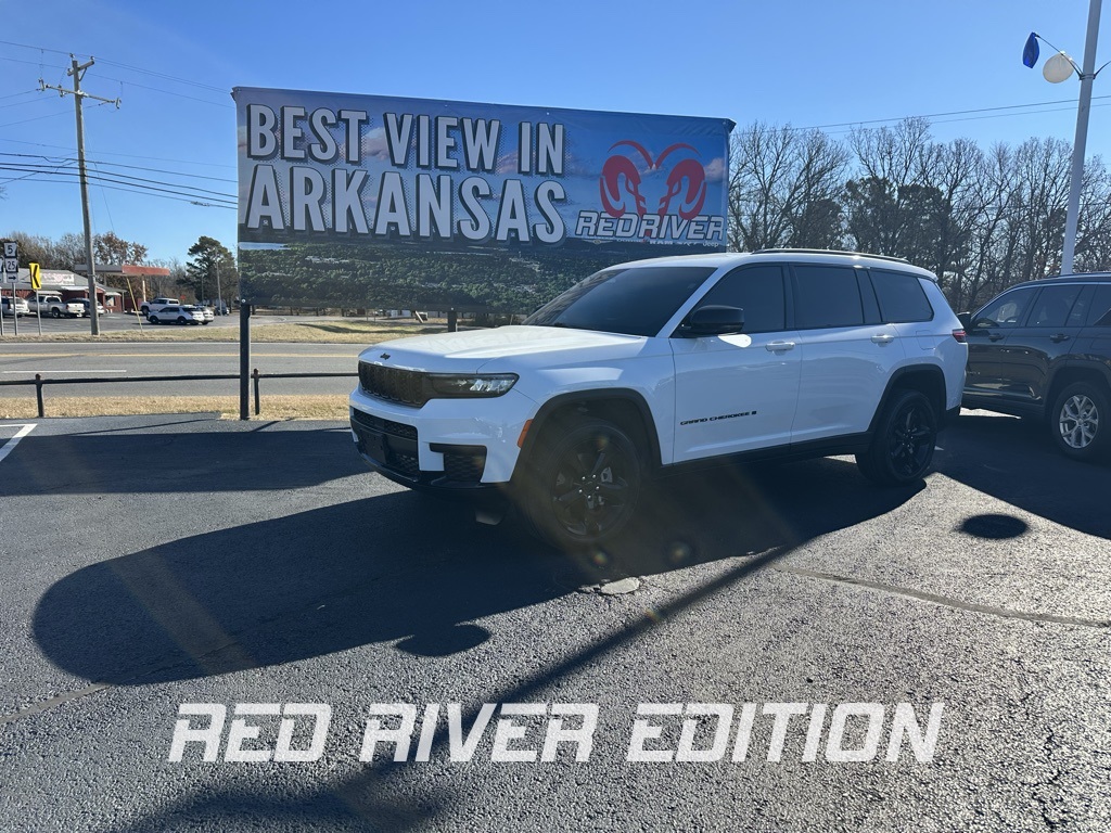 2023 Jeep Grand Cherokee L Altitude's photo