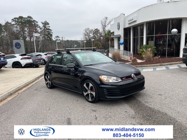 2017 Volkswagen Golf GTI S's photo
