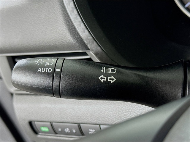 2025 Nissan Sentra S photo 14