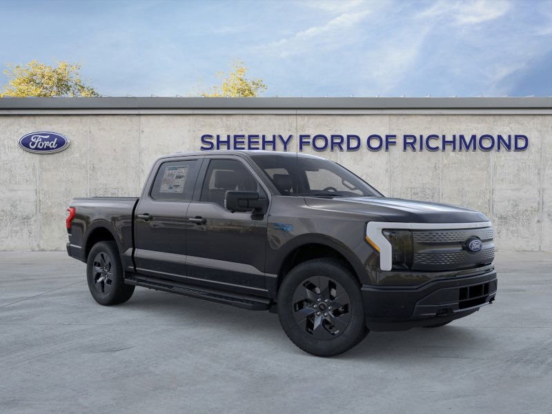 2025 Ford F-150 Lightning Flash's photo