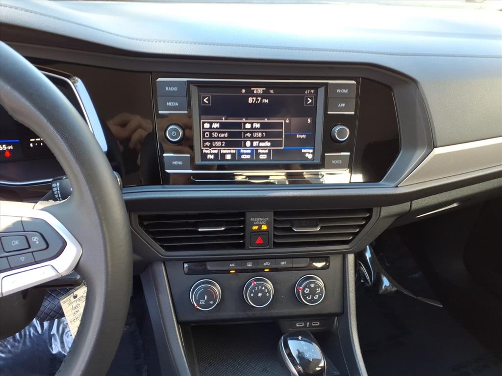 2024 Volkswagen Jetta S photo 8