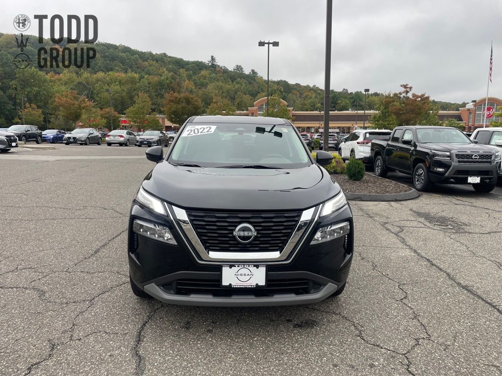 2022 Nissan Rogue SV photo 6