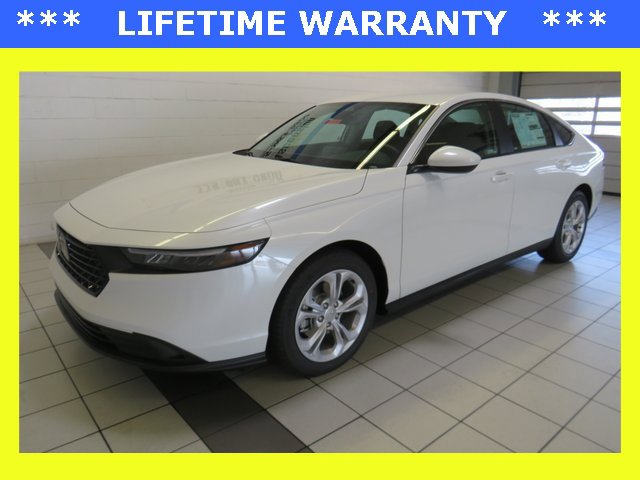 2025 Honda Accord LX's photo