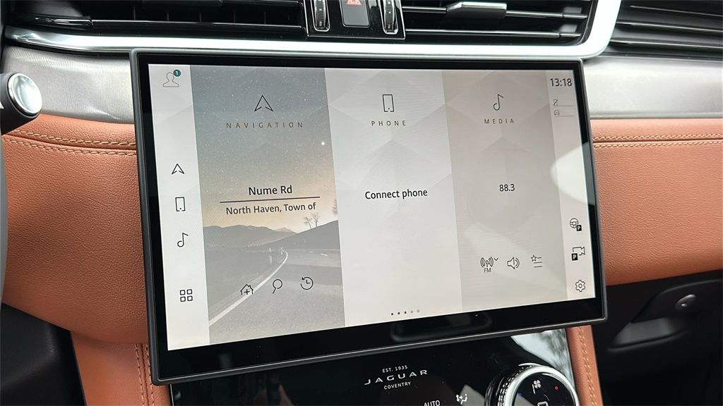 2026 Jaguar F-PACE P250 R-Dynamic S photo 17