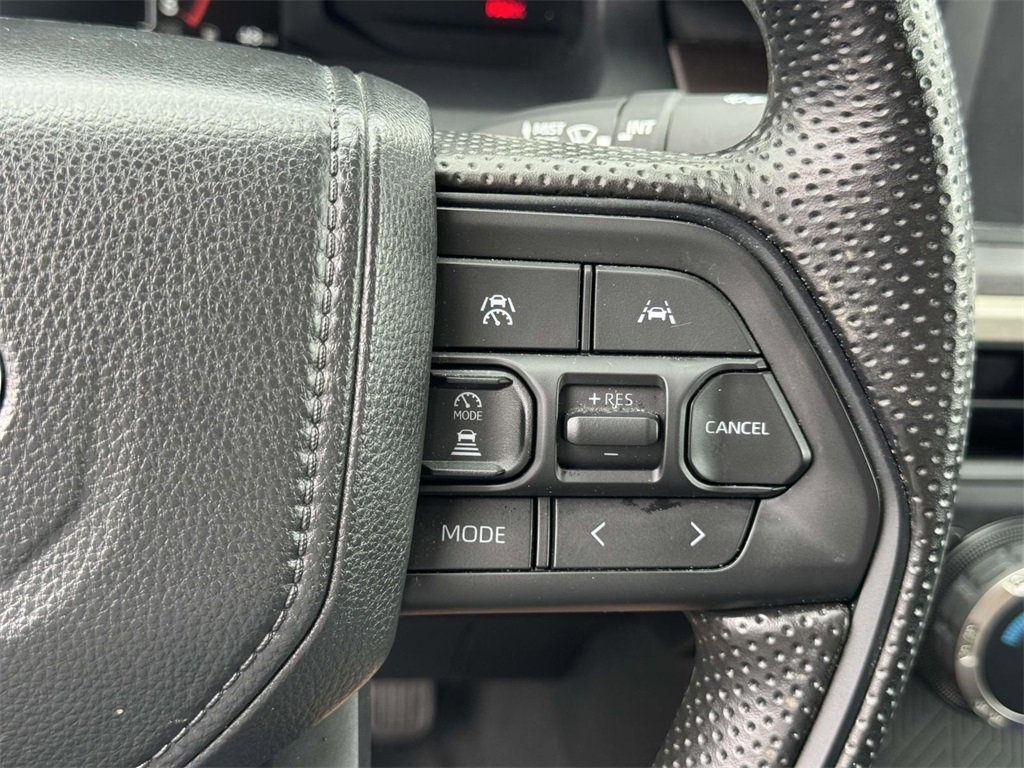 2024 Toyota Tacoma SR5 4x4 photo 9