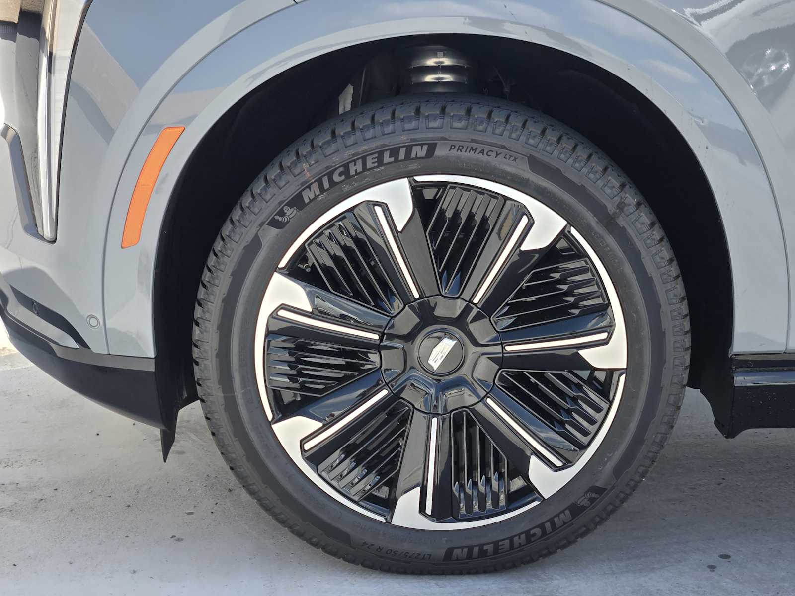 2026 Cadillac Escalade IQ Sport photo 5