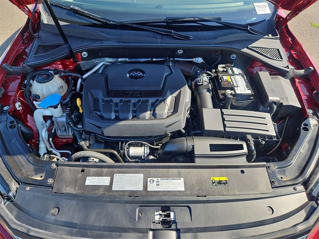 2019 Volkswagen Passat 2.0T Wolfsburg Edition photo 31