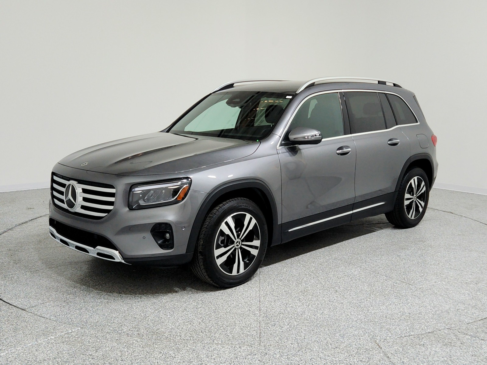 2025 Mercedes Benz GLB 250 photo 2