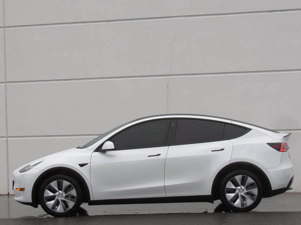 2023 Tesla Model Y Long Range photo 4