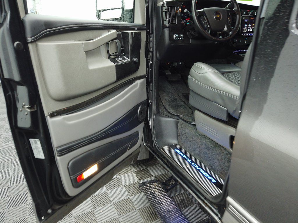 2023 Chevrolet Express photo 16