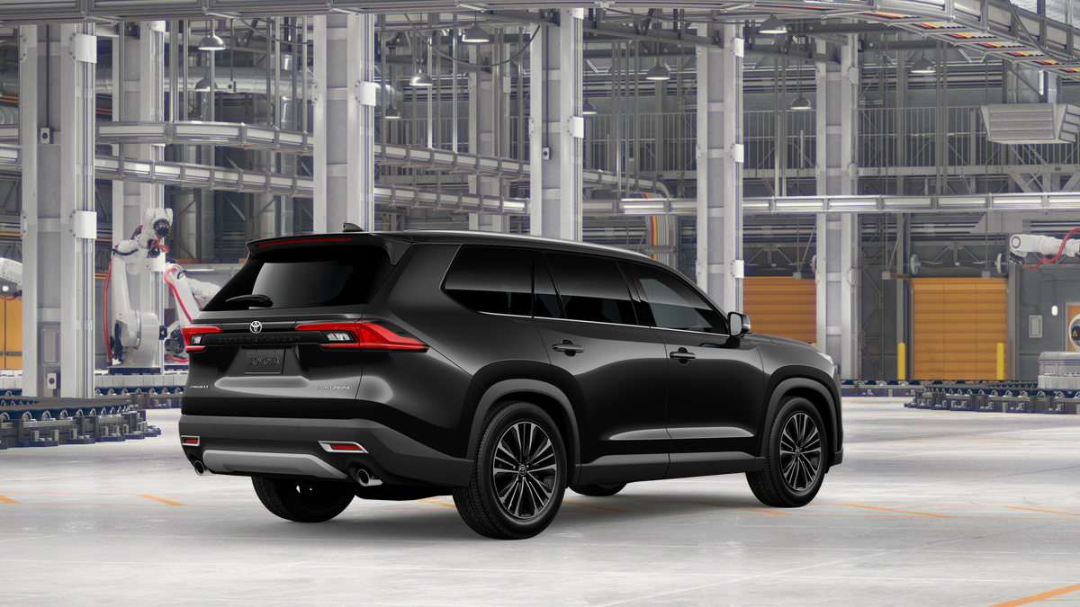2026 Toyota Grand Highlander Hybrid MAX Platinum AWD photo 3