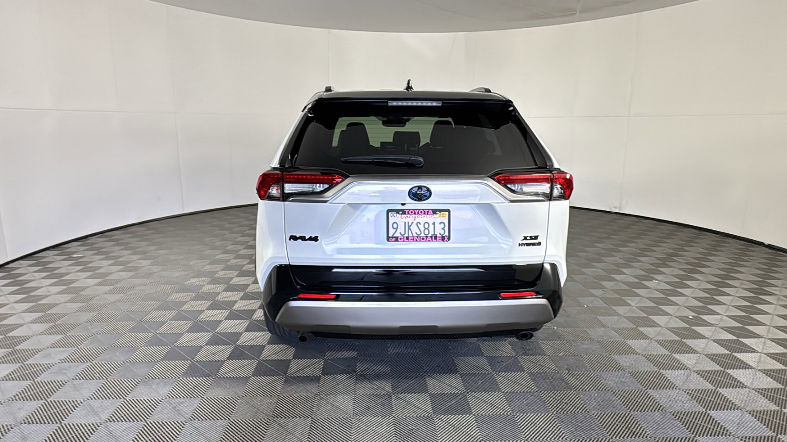 2023 Toyota RAV4 Hybrid XSE photo 4