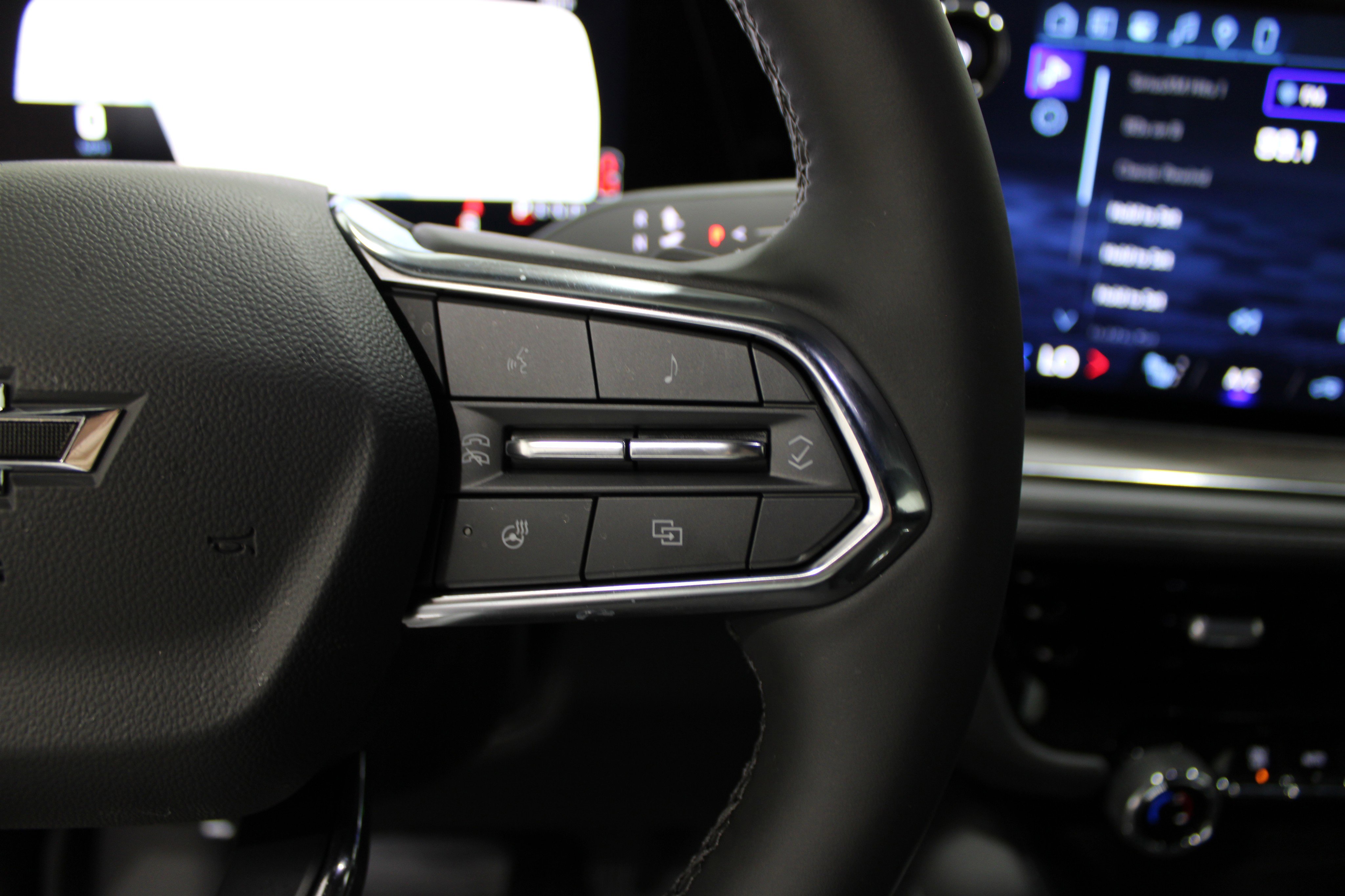 2026 Chevrolet Suburban Z71 photo 9