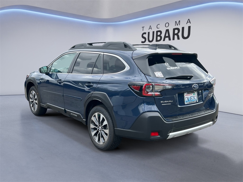 2025 Subaru Outback Limited XT photo 3