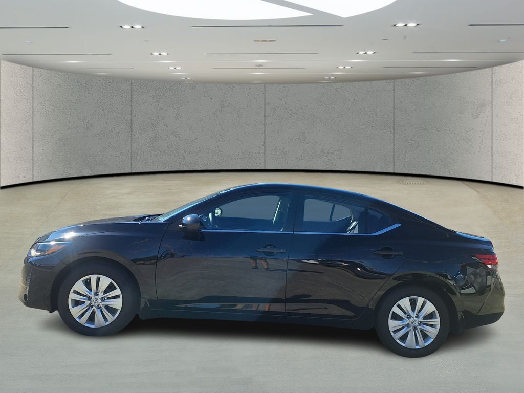 2025 Nissan Sentra S photo 2