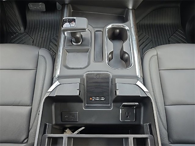 2025 Chevrolet Silverado 1500 LT photo 15