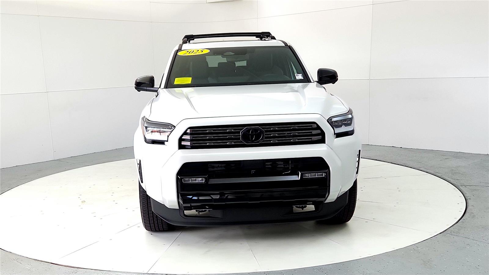 2025 Toyota 4Runner photo 4