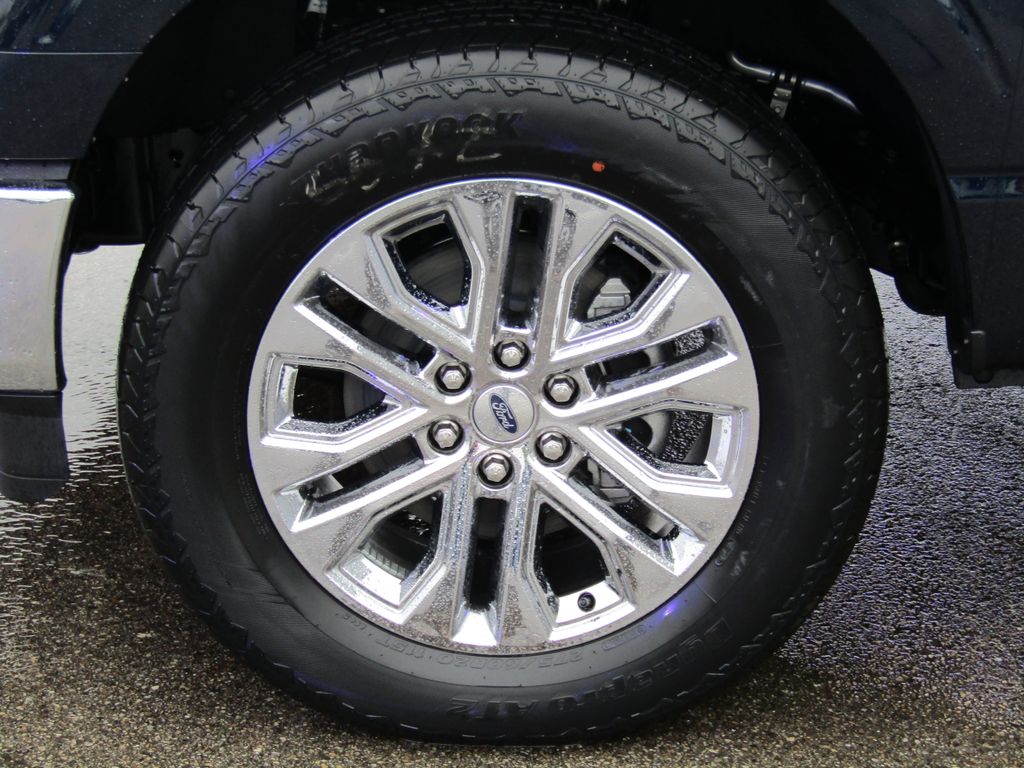 2025 Ford F-150 Lariat photo 4