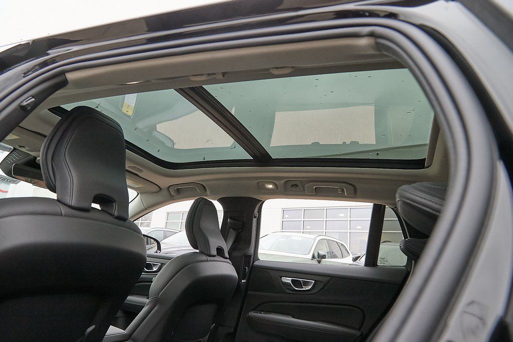 2026 VOLVO V60CC - Image 21