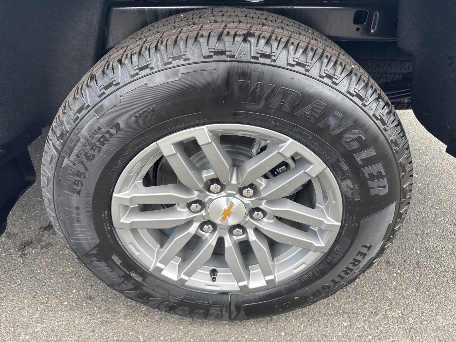 2026 Chevrolet Colorado LT photo 7