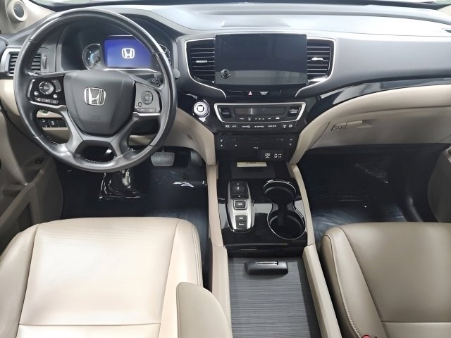 2022 Honda Pilot Elite photo 2